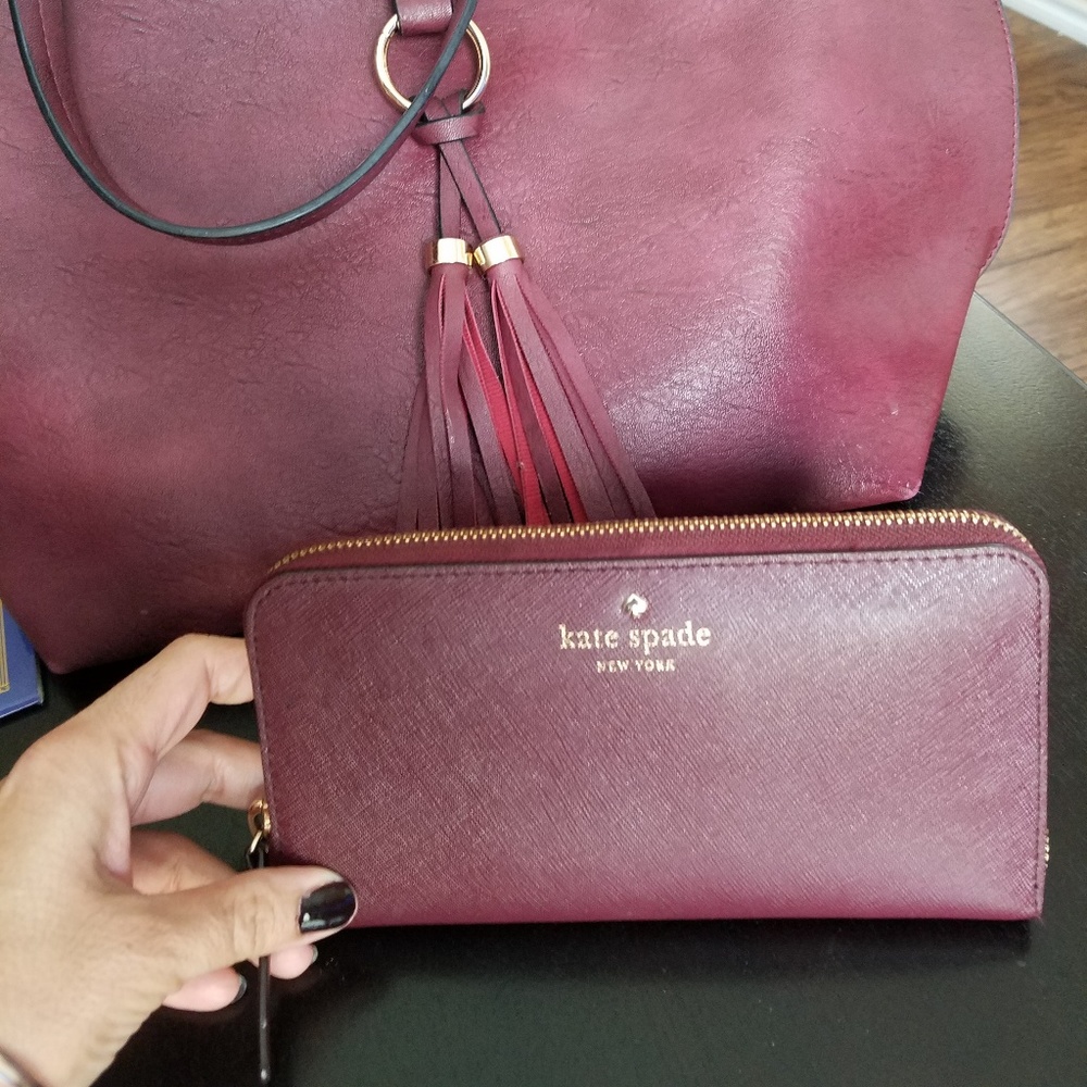 Kate Spade saffiano leather wallet